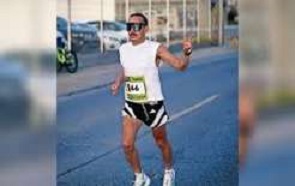 Gana el bono de Juárez corriendo cerró codo a codo con la campeona keniana