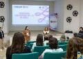 Mujeres de Meoqui podrán estudiar una carrera en línea con beca y a su propio ritmo