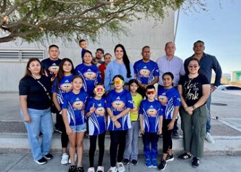 Viajar la Academia de atletismo Soles a San Luis Potosí.