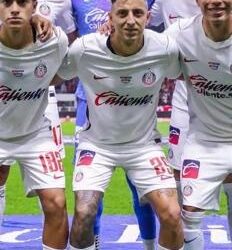 Chivas del Guadalajara le ganan al Monterrey y se trepan a subliderato
