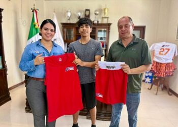 Soles en la disciplina de Box, se encuentra participando en el XXIII Campeonato Estatal de Clubes de Boxeo Olímpico