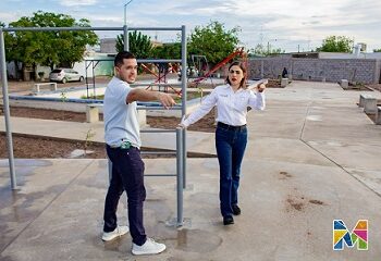 Supervisa Miriam Soto avance de obra en la plaza cívica de Misión San Pablo